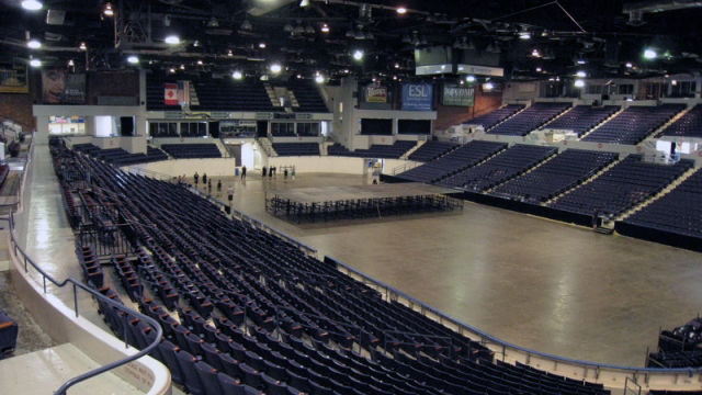 Blue Cross Arena — photo 13