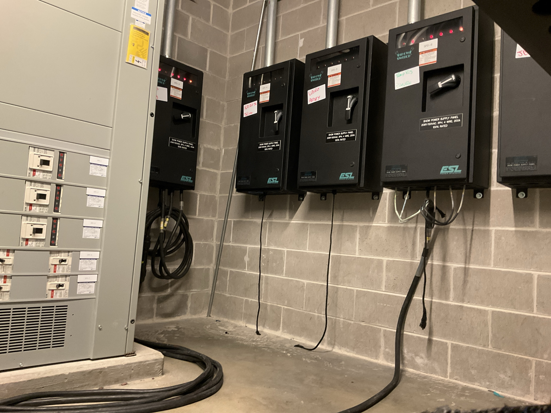 Fiserv Forum — photo 1