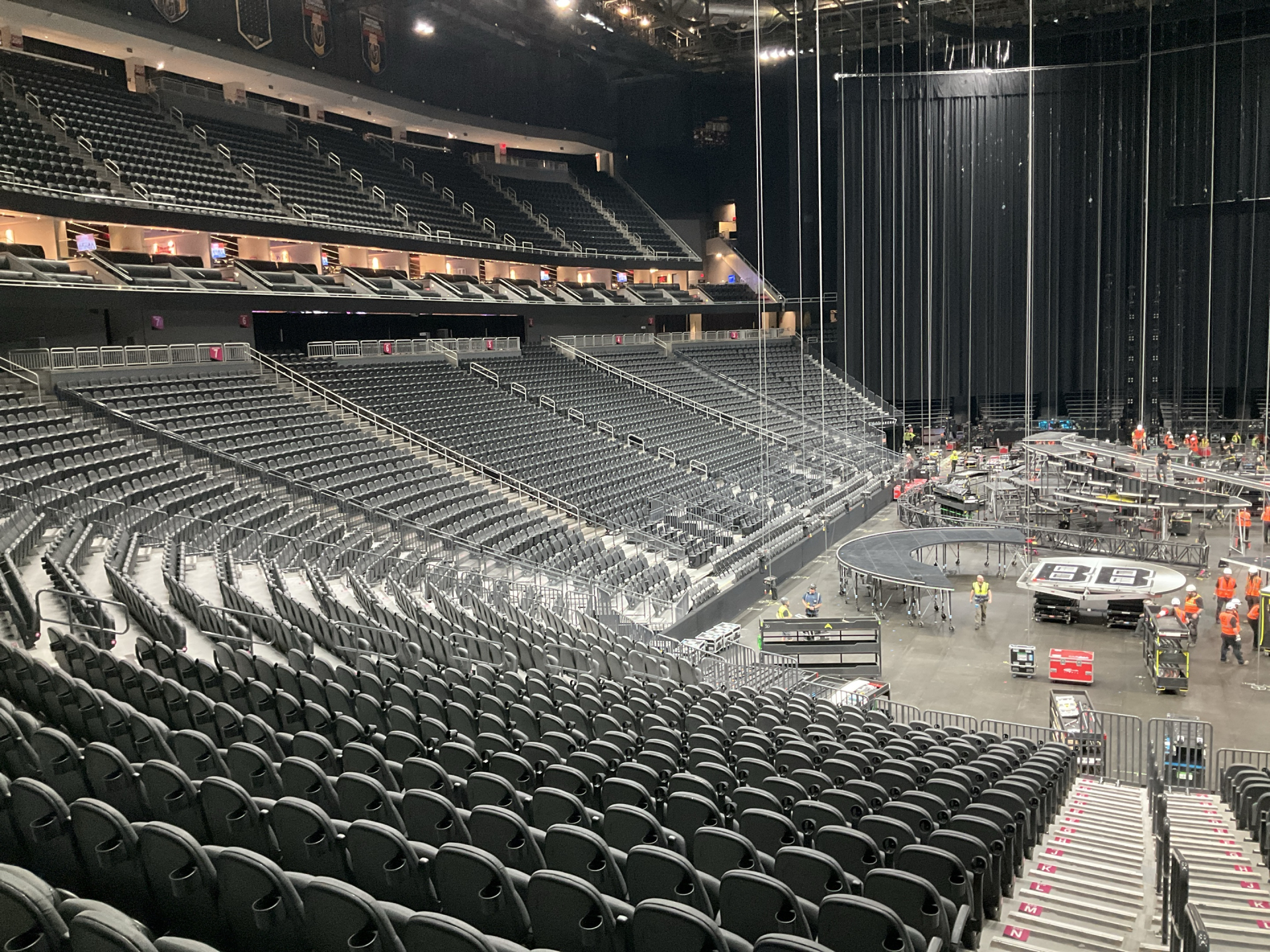 T- Mobile Arena — photo 15