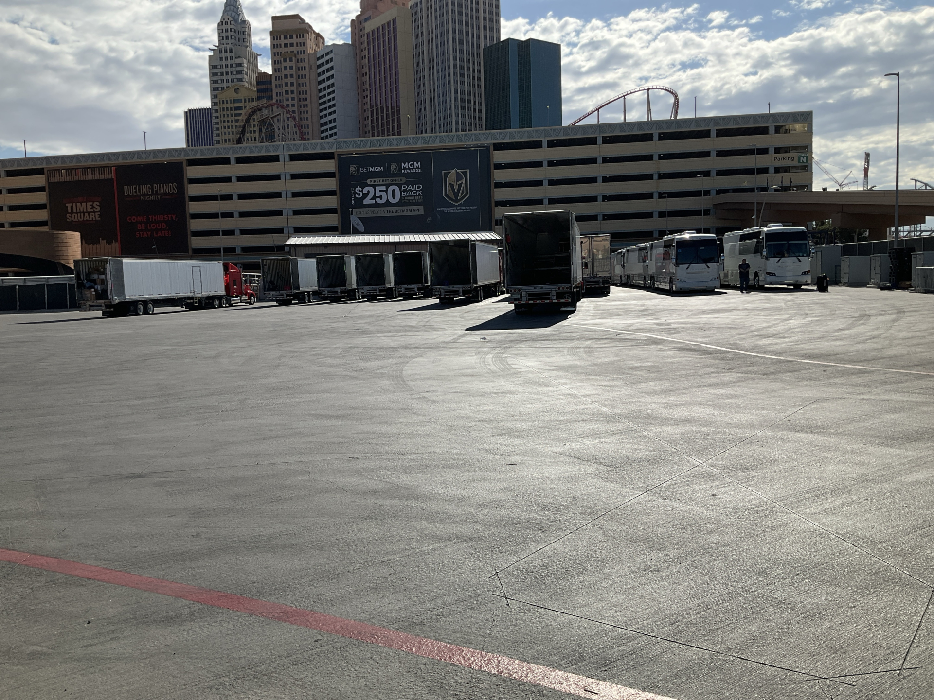 T- Mobile Arena — photo 2
