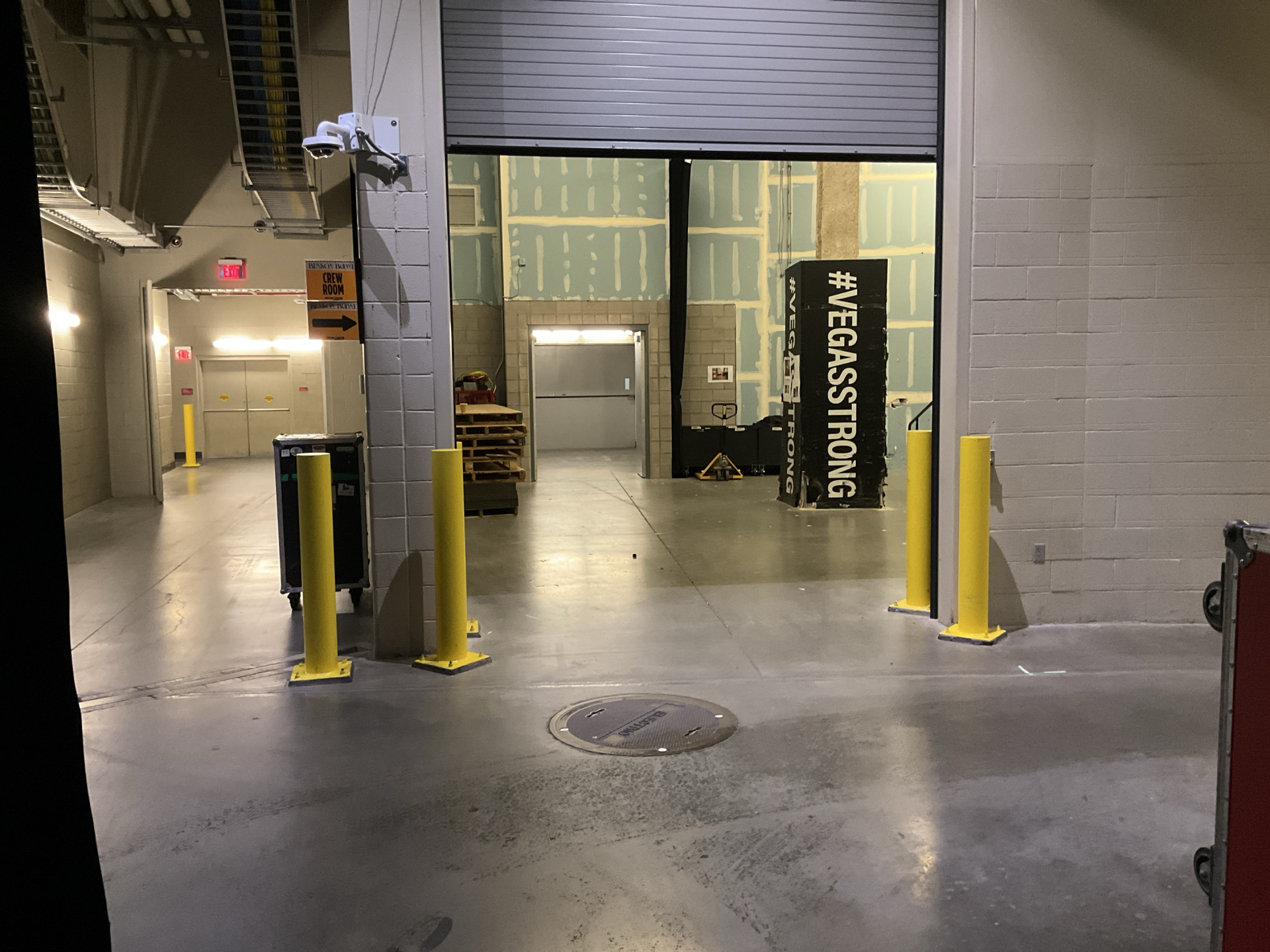 T- Mobile Arena — photo 21