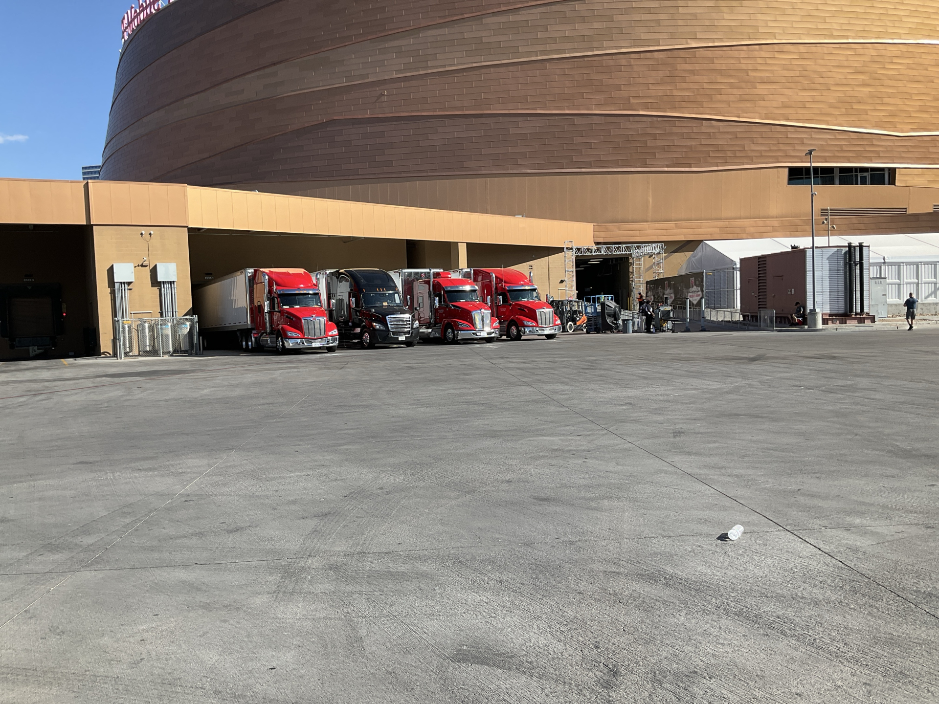 T- Mobile Arena — photo 3