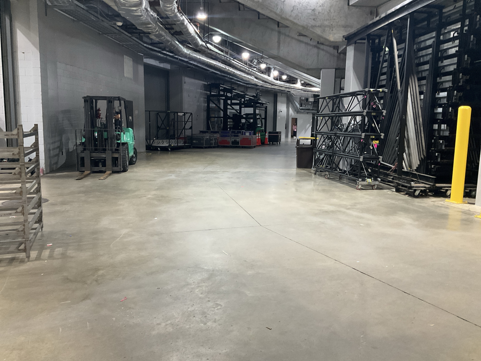Vystar Veterans Mem. Arena — photo 8