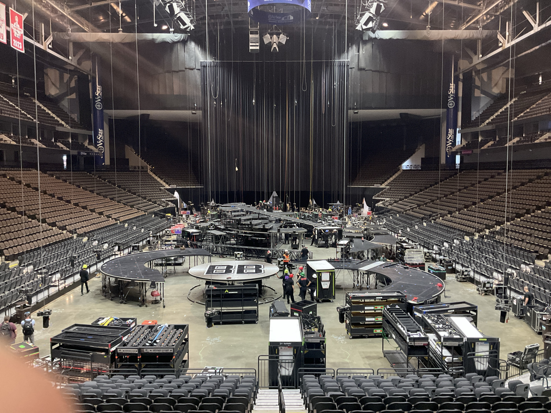 Vystar Veterans Mem. Arena — photo 17