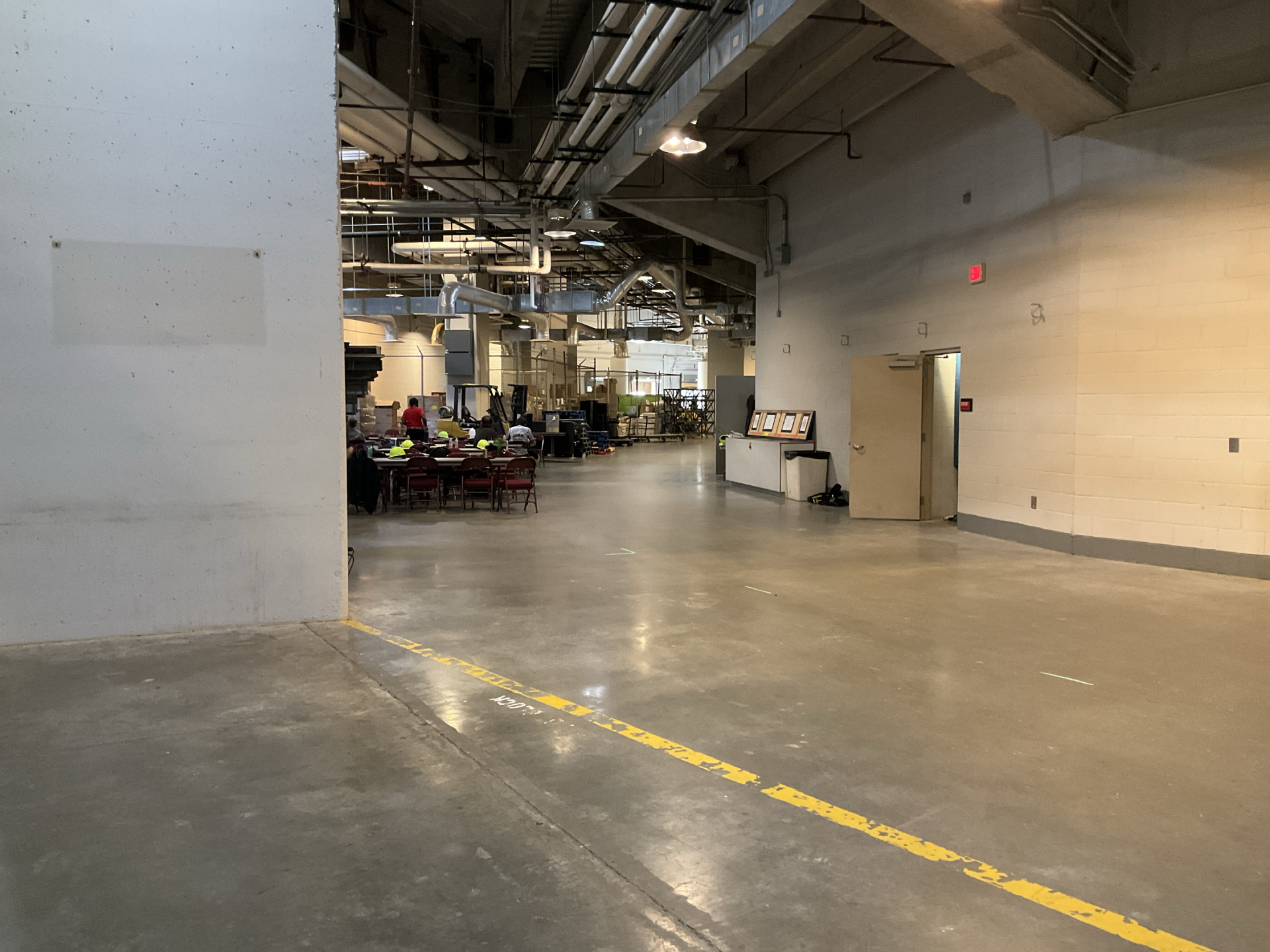 Simmons Bank Arena — photo 17