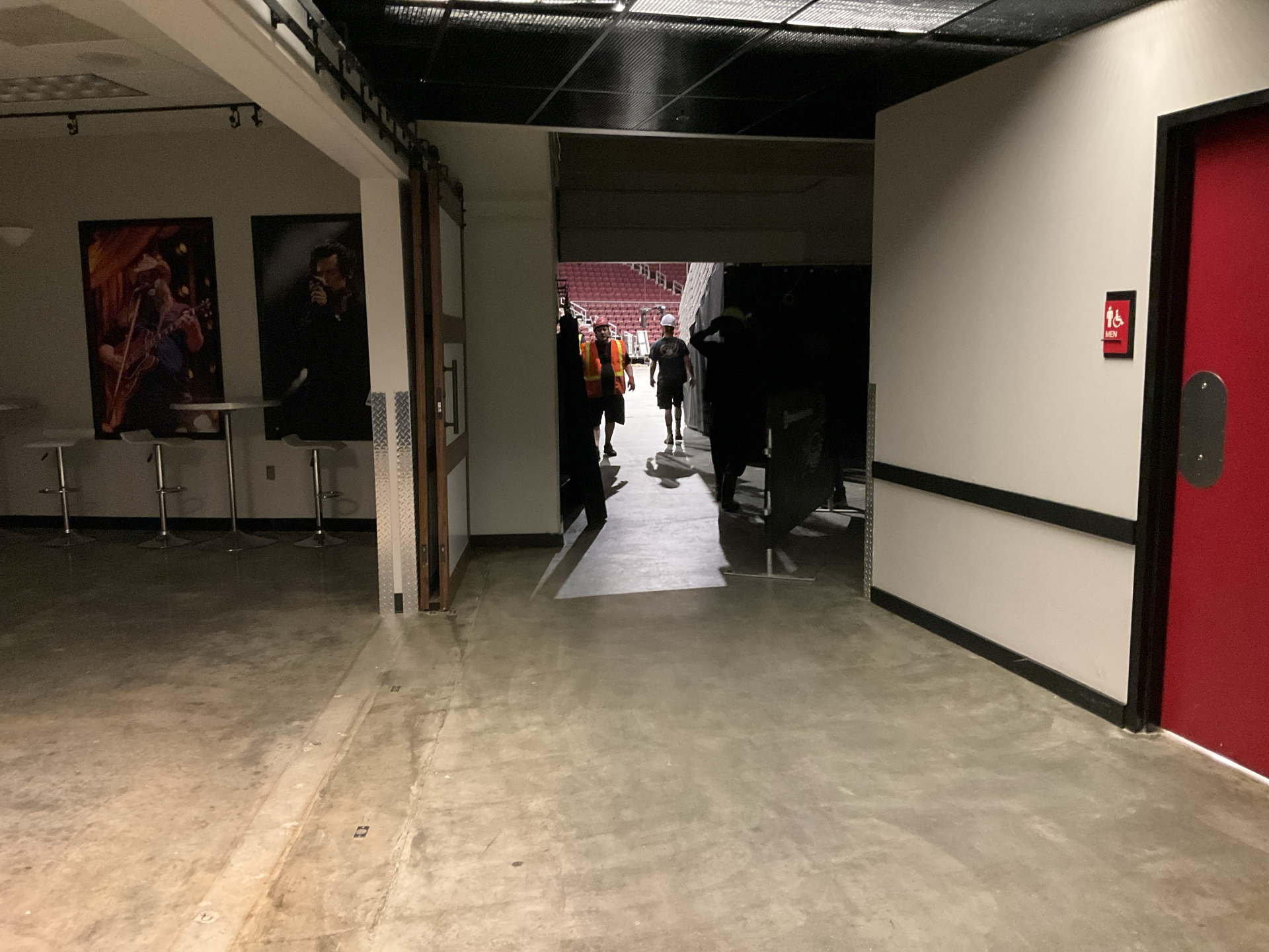 Simmons Bank Arena — photo 5