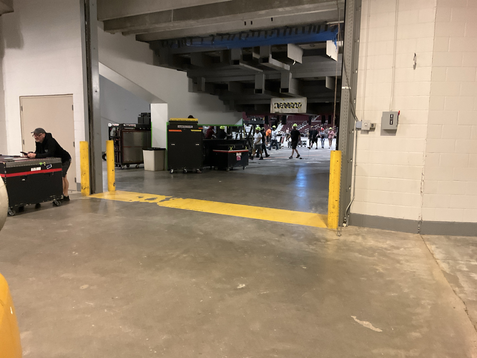 Simmons Bank Arena — photo 8