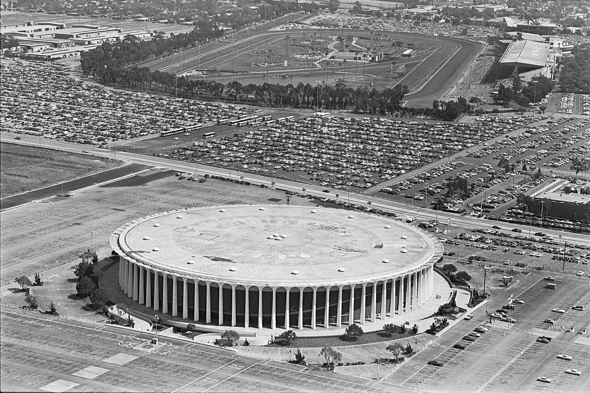 Kia Forum - The Forum — photo 3
