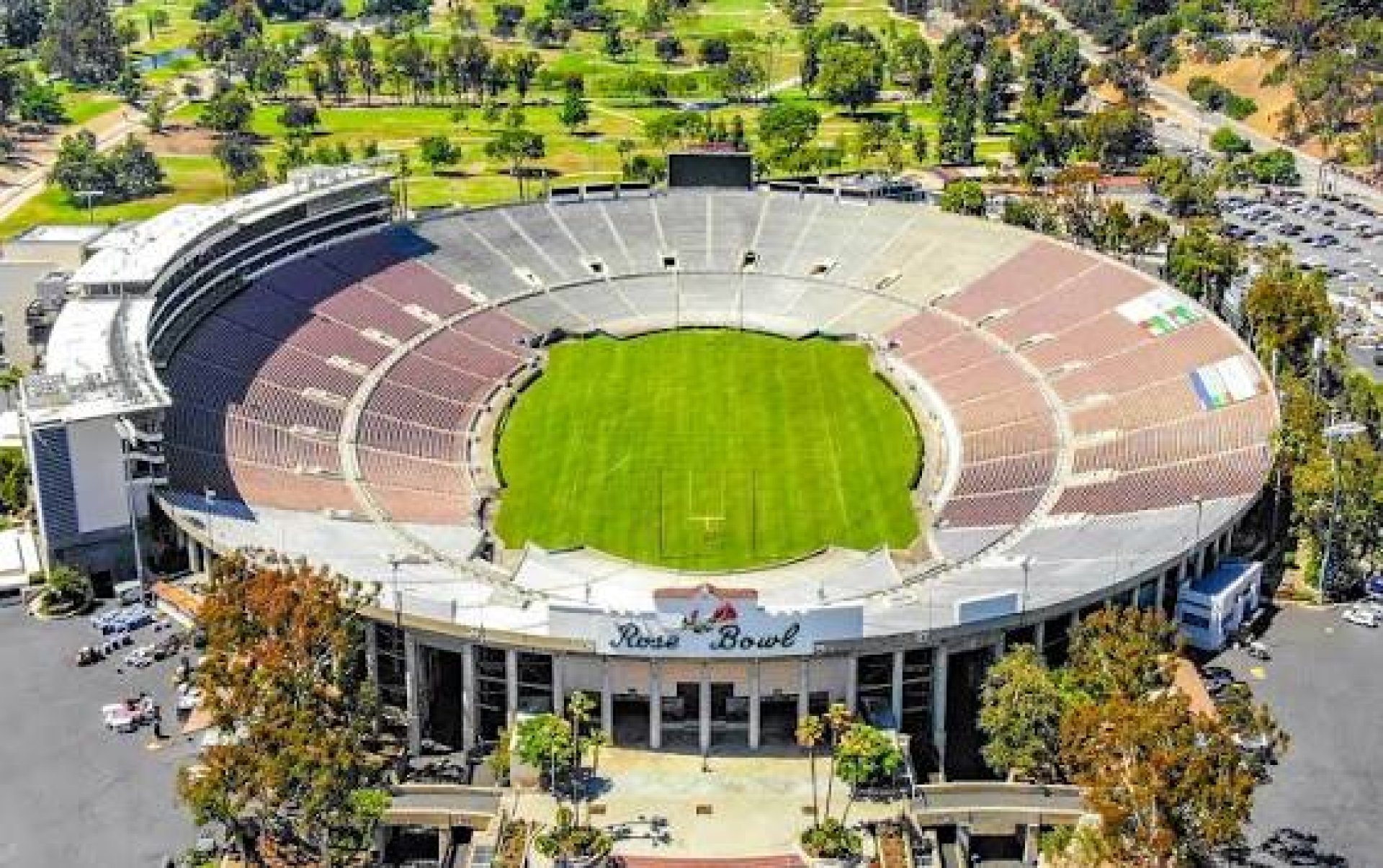 Rose Bowl — photo 1