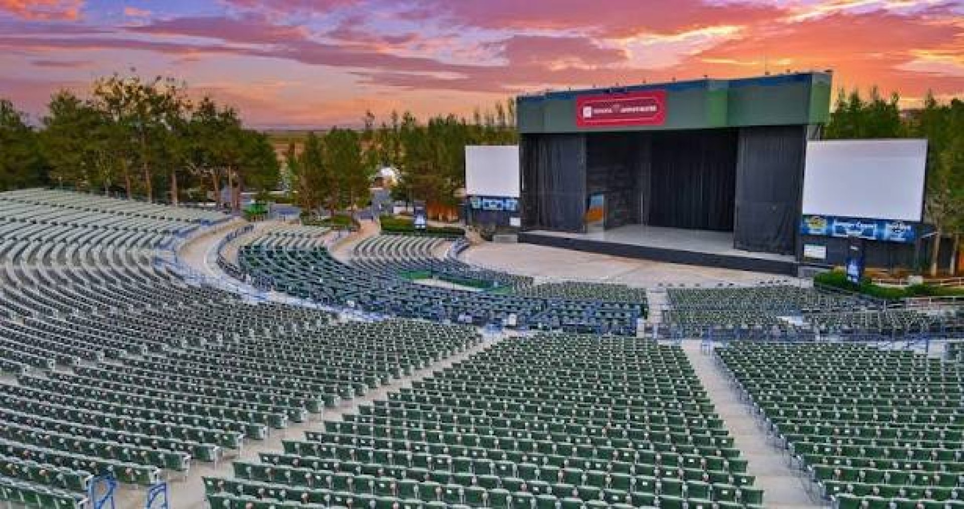 Toyota Amphitheatre — photo 3