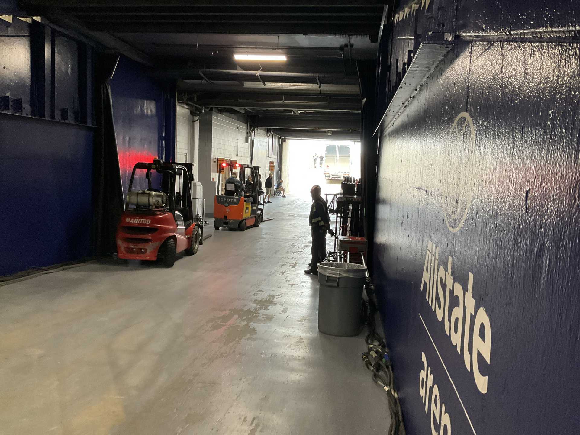 Allstate Arena — photo 13