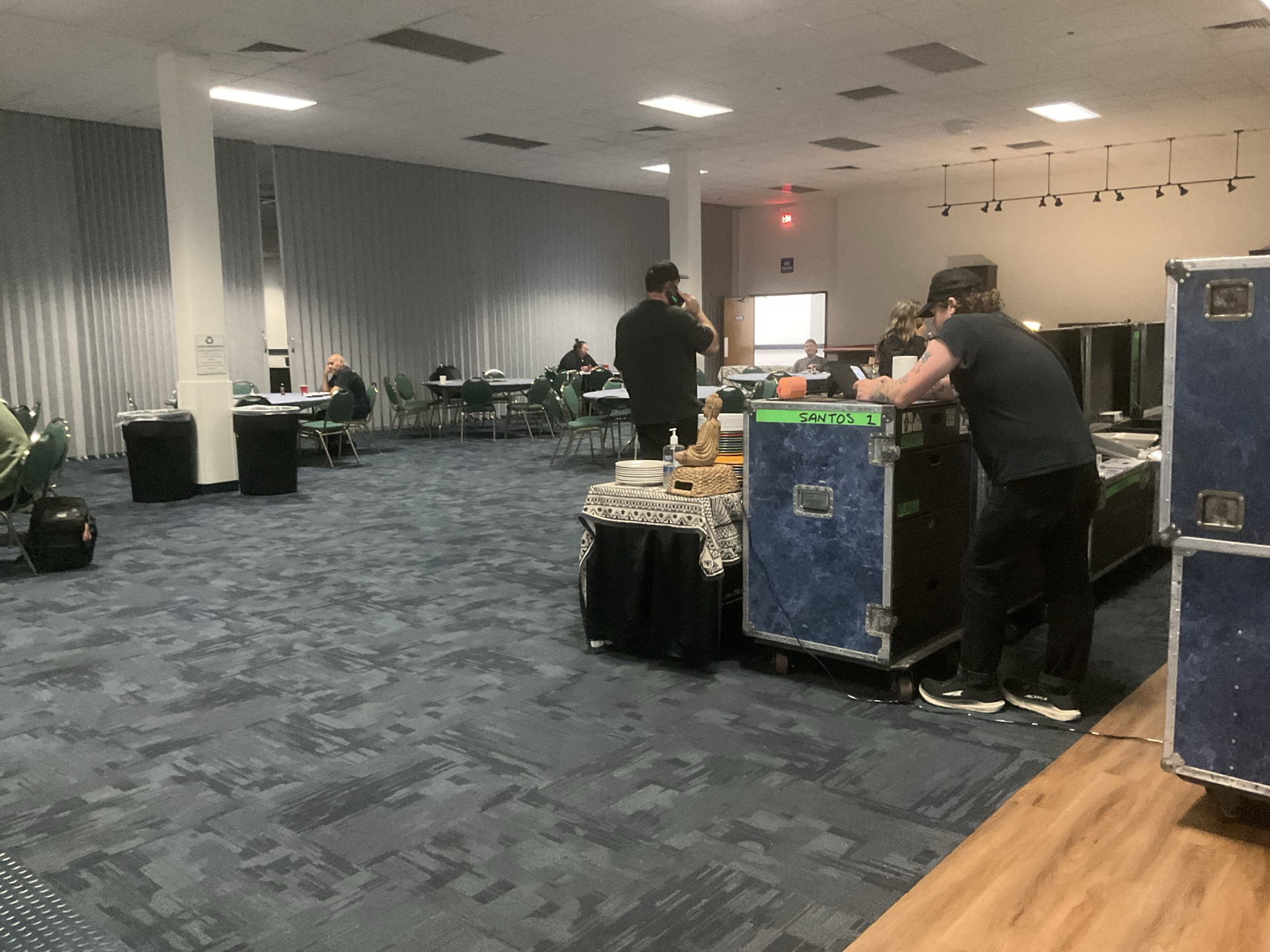 Allstate Arena — photo 18