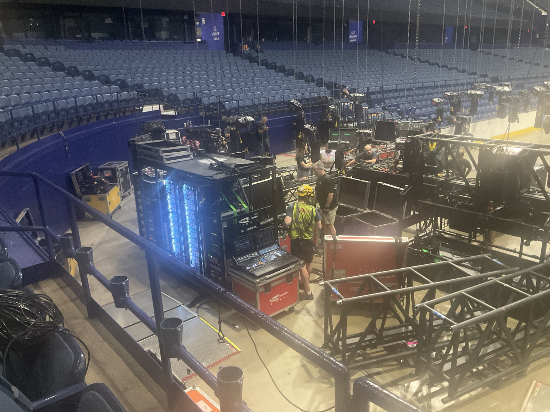 Allstate Arena — photo 23