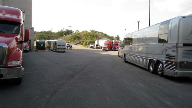 Mohegan Arena at Casey Plaza — photo 18